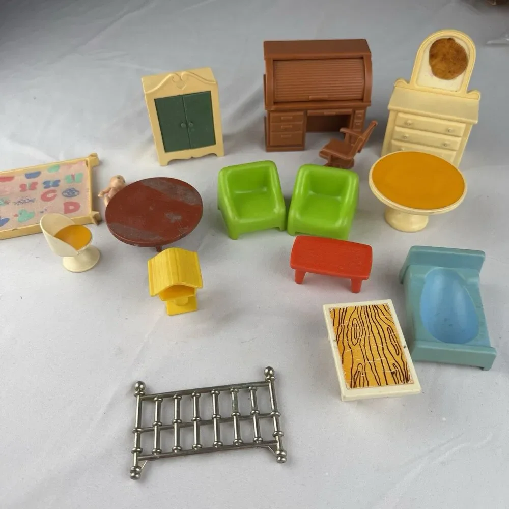Fisher Price Vintage FP Lot w Secretary Rollaway Desk & Chair Dressers Table